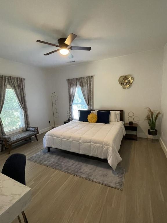 City Serenity-2Br Home Away From Home. 6 Min From Atl Airport Atlanta Exteriér fotografie